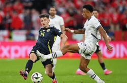 雷速体育比分官网-荷兰国家队惨败奥地利，成功晋级欧洲杯八强