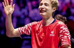 雷速体育比分直播-丹麦队横扫泰国队，石宇奇惊艳四座