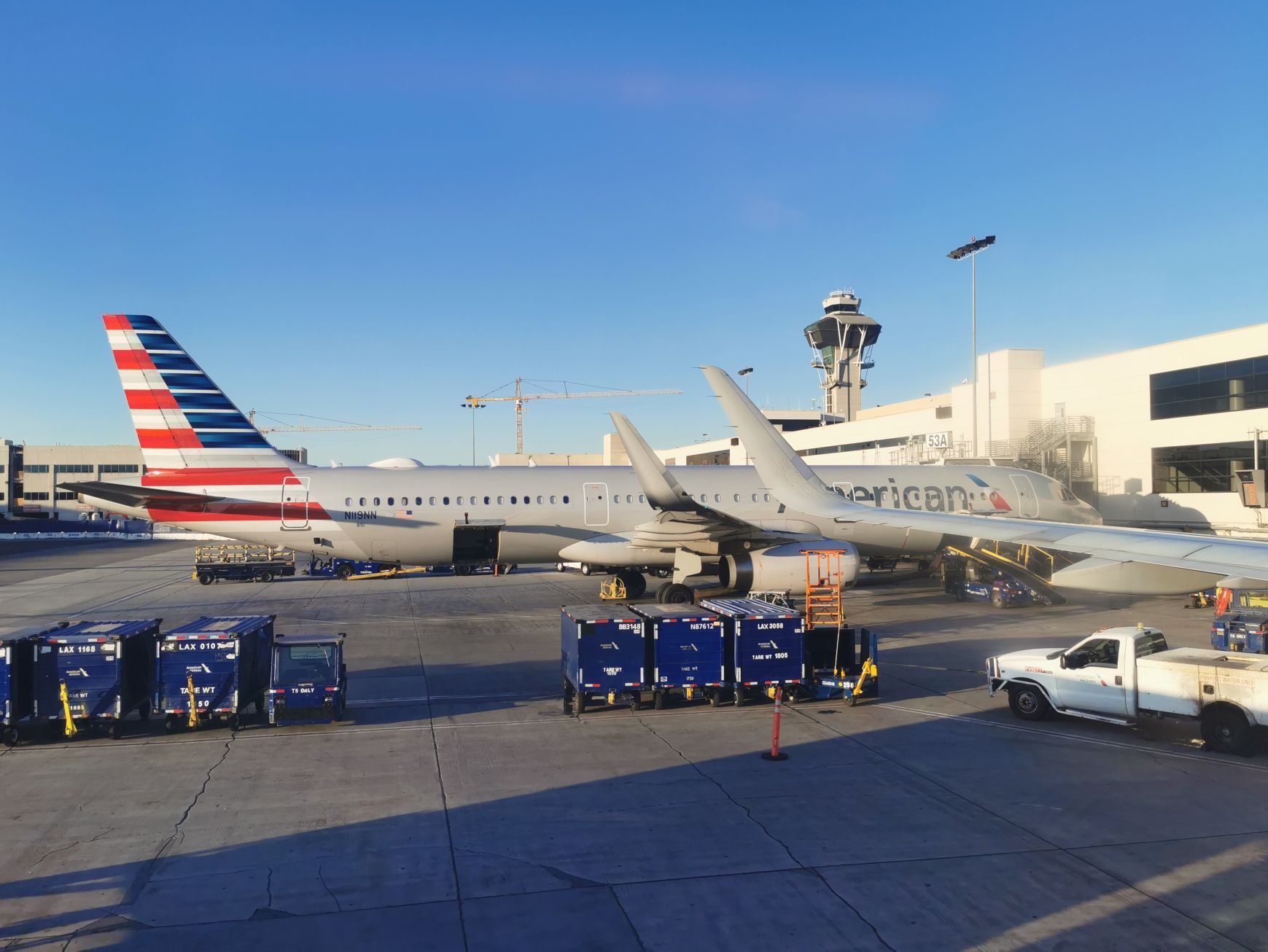 EG绝杀KT,Elk操刀奇招英雄翻盘2025世界赛3:1(洛杉矶) EG绝杀KT,Elk操刀奇招英雄翻盘2025世界赛3:1(洛杉矶)