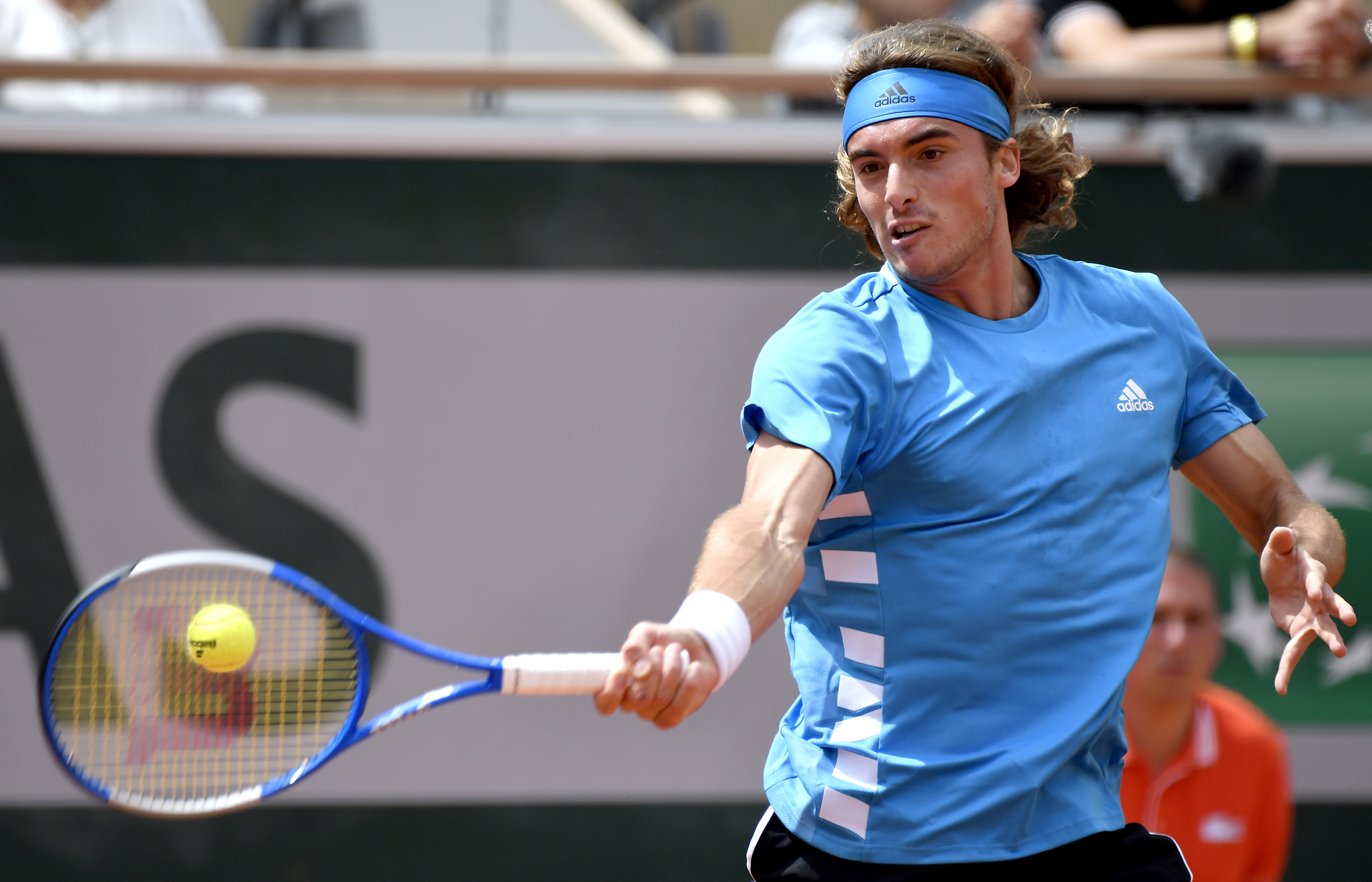 美国网球队爆冷澳大利亚网球队,西西帕斯打破历史纪录的简单介绍 美国网球队爆冷澳大利亚网球队,西西帕斯打破历史纪录的简单介绍