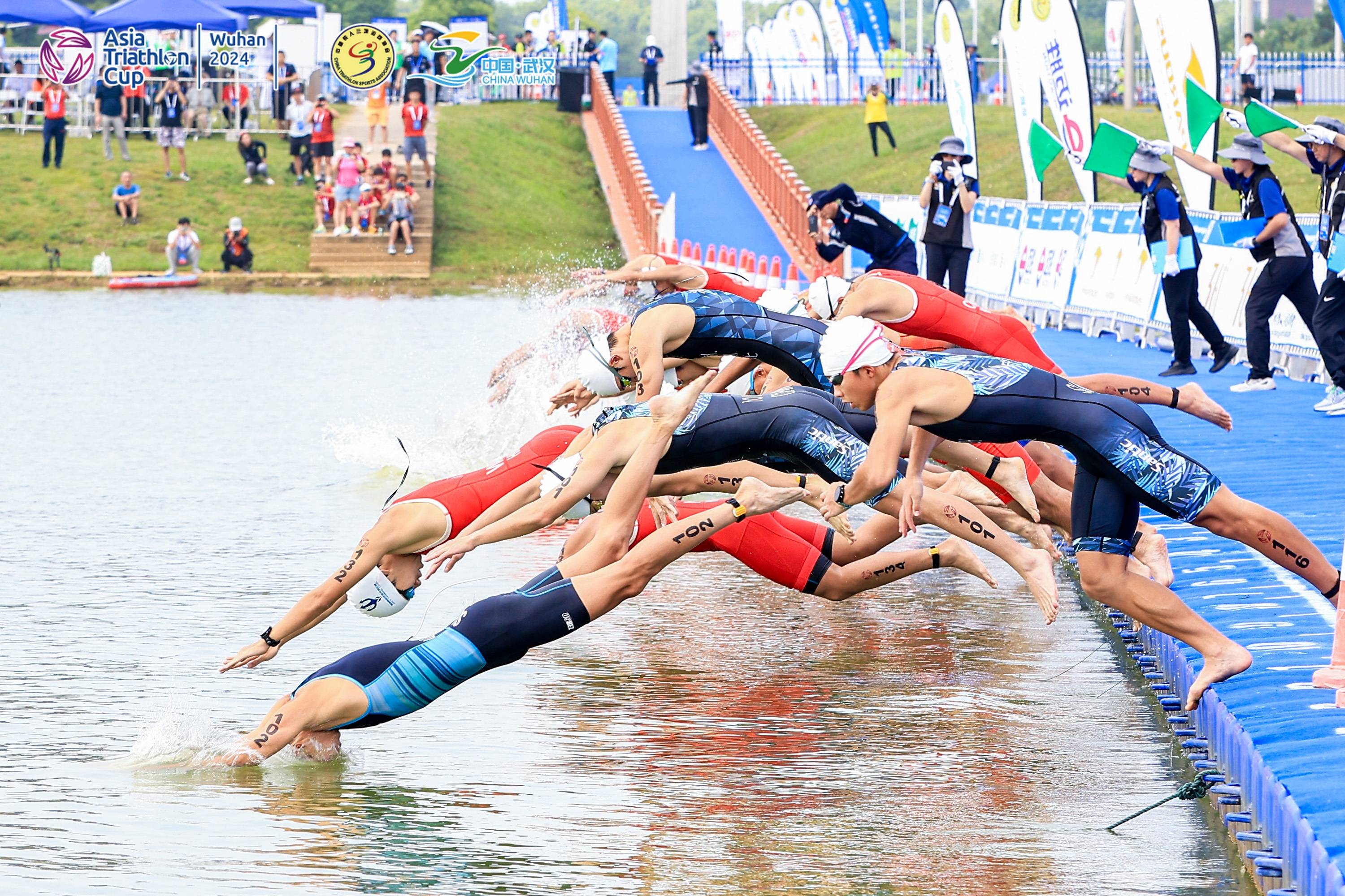 关于场面火爆!游泳观众席沸腾不已的信息 关于场面火爆!游泳观众席沸腾不已的信息