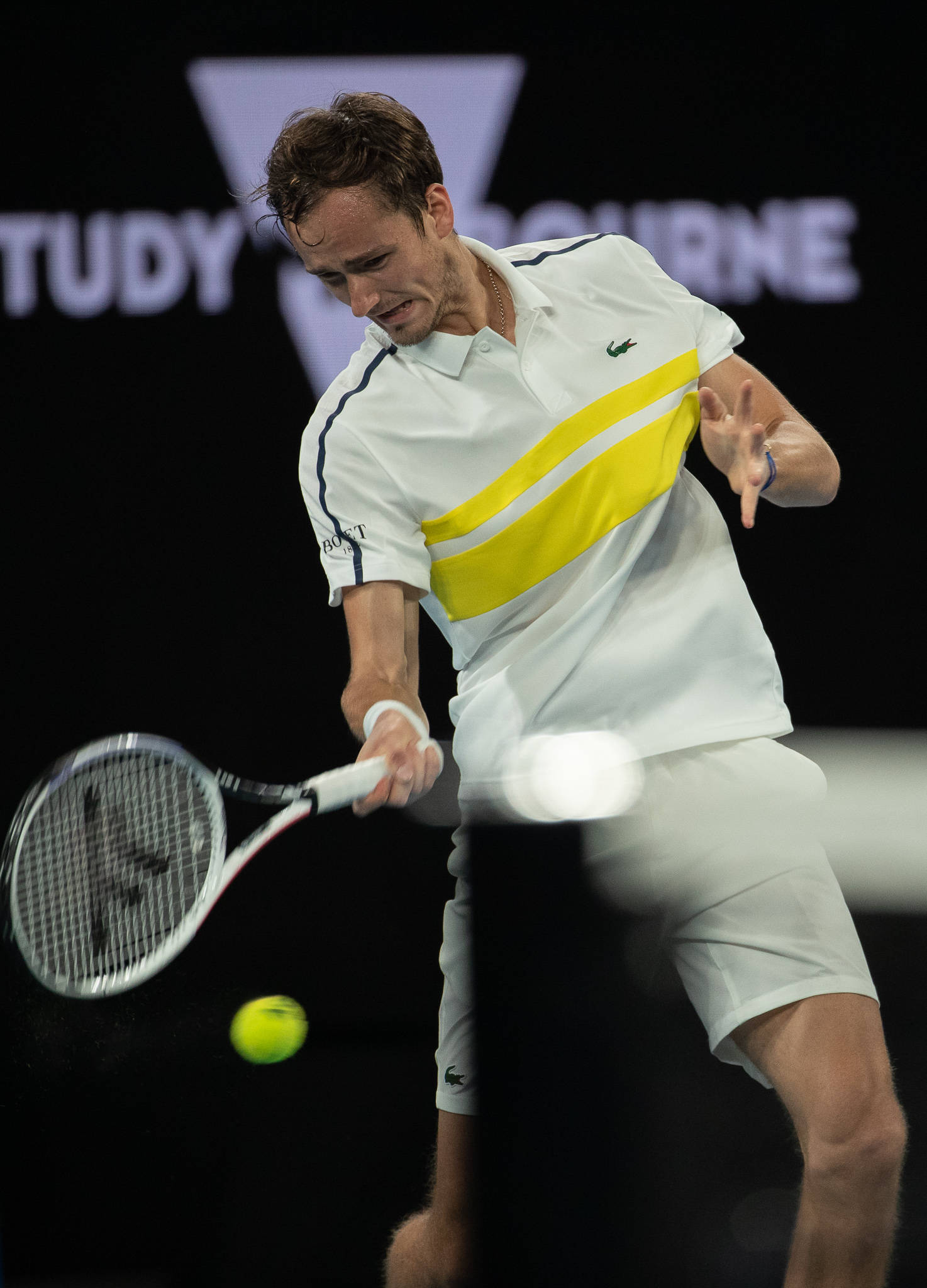 ATP总决赛横扫澳网,梅德韦杰夫点燃赛场 ATP总决赛横扫澳网,梅德韦杰夫点燃赛场